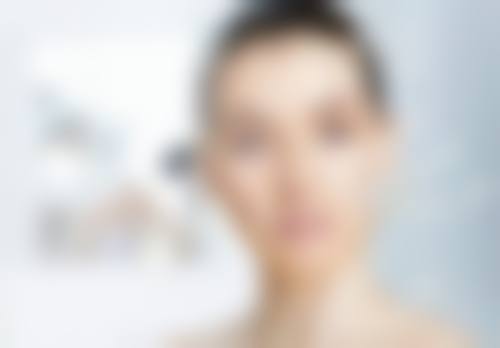 上嘴唇厚做手术多少钱？