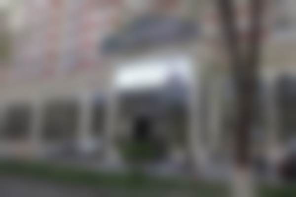 【梁青松医生擅长项目】