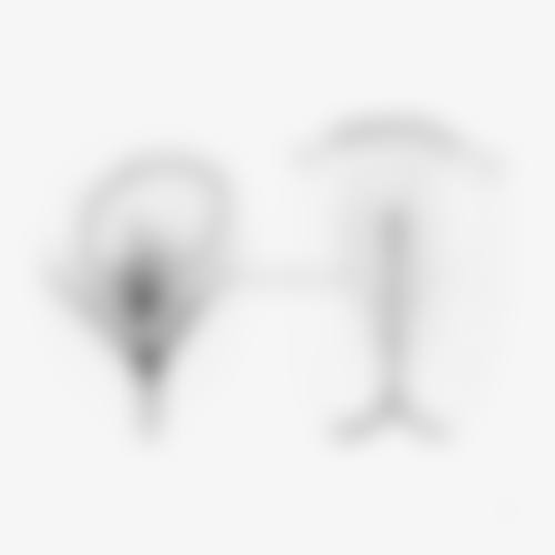 南昌霈云之美医疗美容门诊部的核心优势在于其专精的医疗团队和精良的技术设备。专精的医生能够根据患者的需求和自身特点，制定出更适合的美容方案。而精良的设备则为手术的安心和成效提供了有力保护。此外，医院还秉承以患者为中 心的服务理念，致力于为每位患者提供安心、舒适、满意的医疗美容体验。在服务过程中，医院注重与患者的沟通和交流，了解患者的期望和需求，及时解答患者的疑问，让患者在整个治疗过程中感受到贴心的关怀。