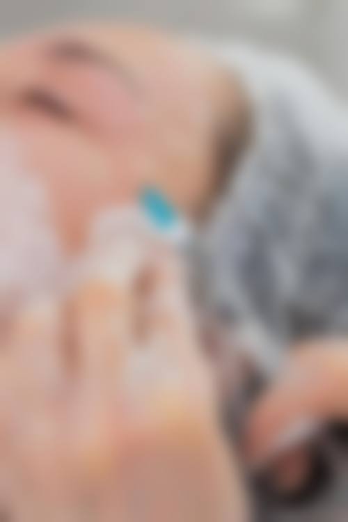 【彭香美医生荣誉资质】