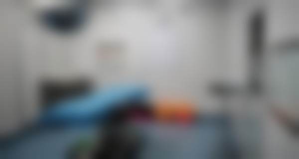 【郴州爱思特整形美容医院医生团队：】