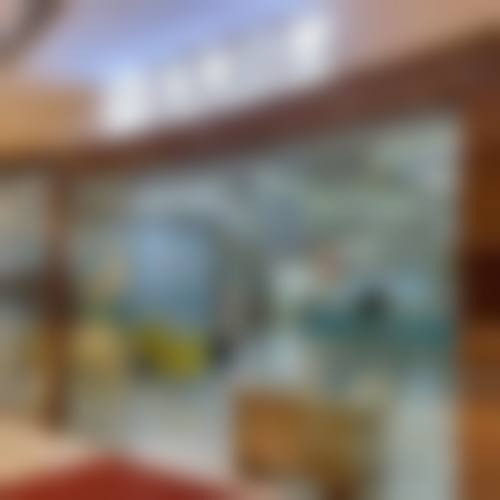 特色项目与价格透明:满足不同人群需求