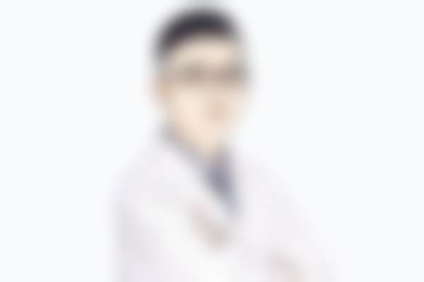 骨干医生亲诊:精细定制您的专属抗衰方案